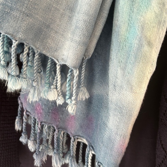 Tie Die Blue Wrap Scarf NEW ! Pre Washed Ready To Wear Boho Tassels - Picture 12 of 16